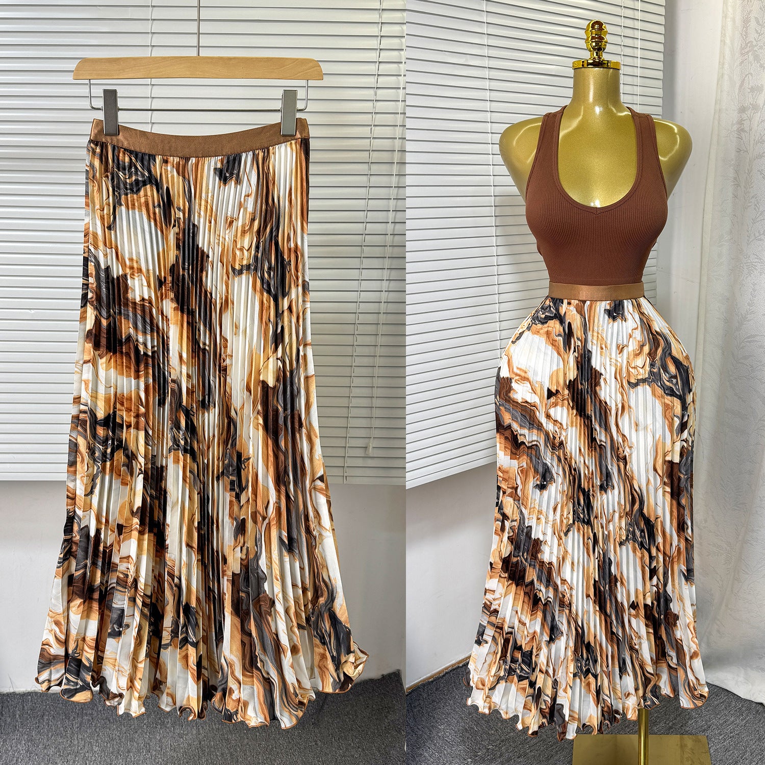 Women's Retro Printed High Waist A- Line Mid-length Pleated Large Hem Skirt