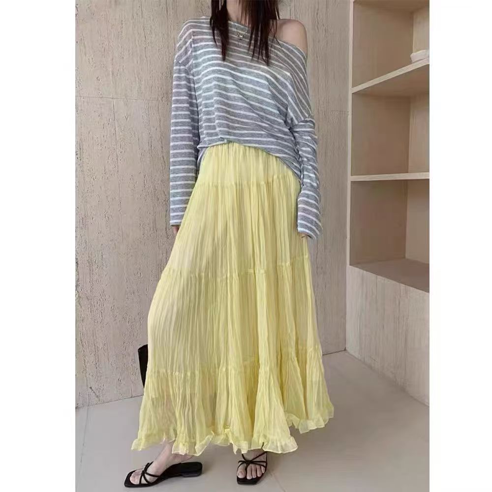 Women's Line Midi Dress With Pleated Stitching Skirts