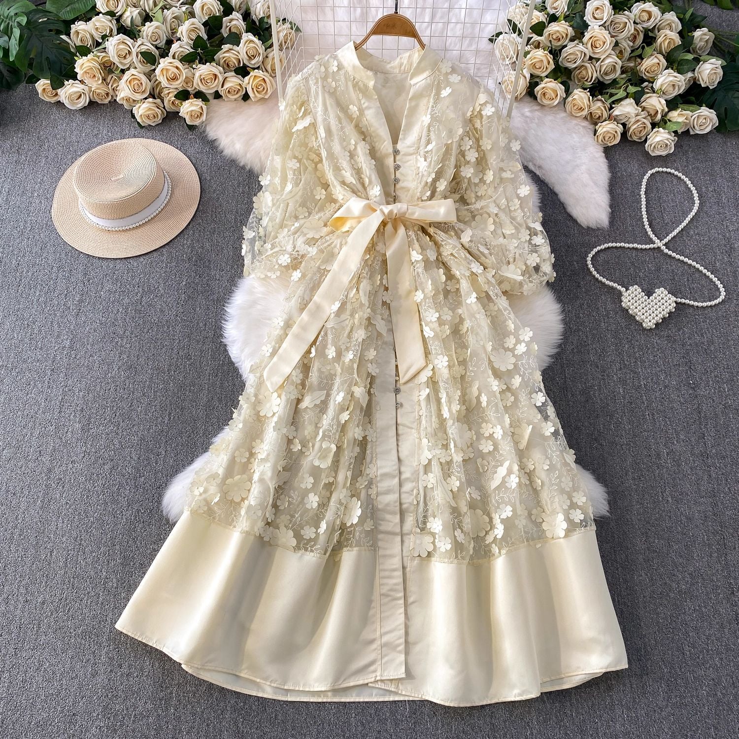 Palace Style Mesh Stitching Three-dimensional Flower Lantern Sleeves Long Sleeve Dress