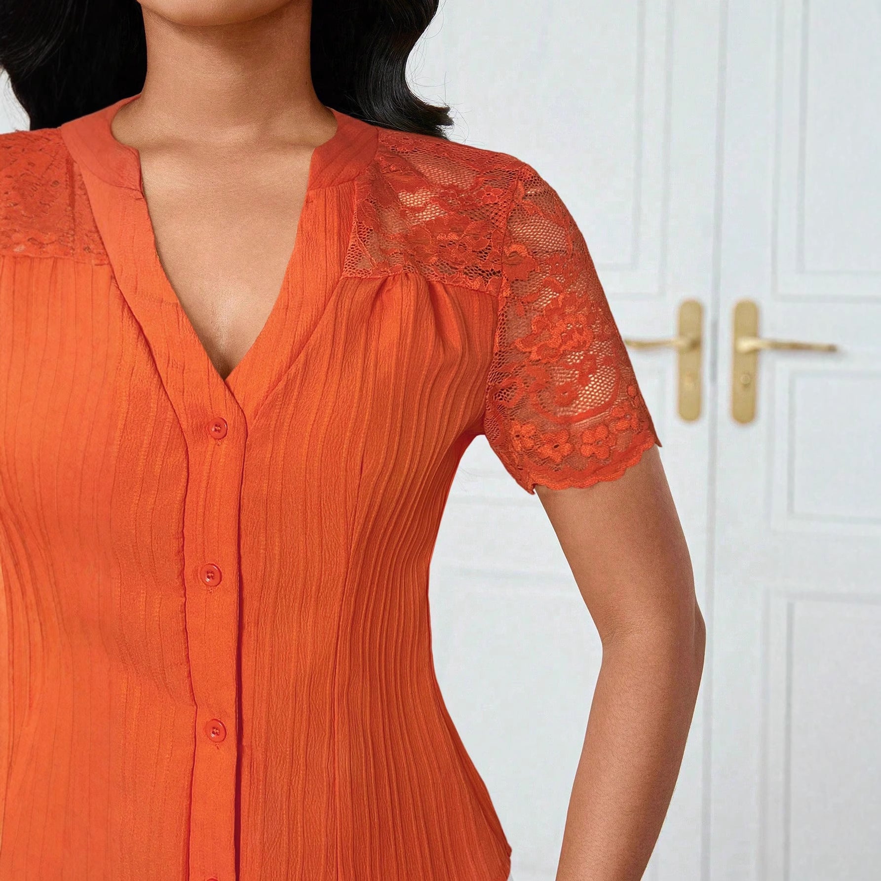 Women's Fashion Single-breasted Solid Color Embroidery Hollow Tops