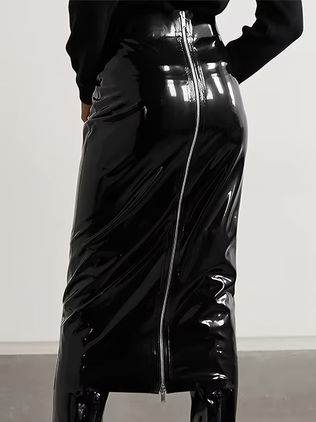 Women's Leather Mirror Long Elegant Hip Skirts