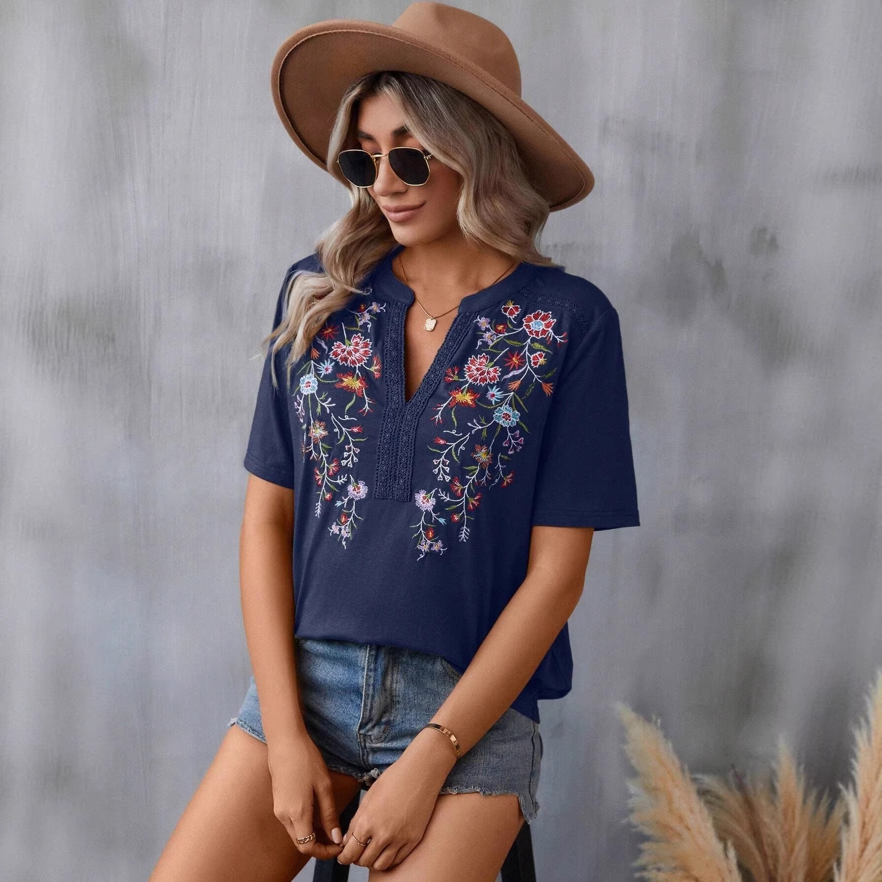 Women's Summer Fashion Ten Thousand Needles Embroidery Stitching Blouses