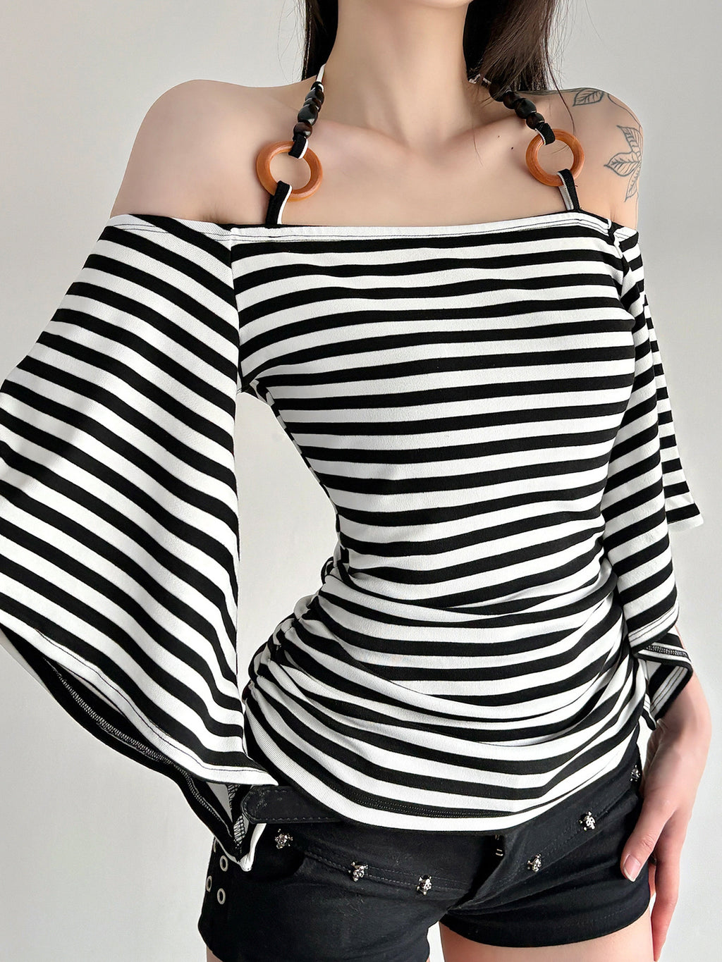 Vintage Stripe Flare Sleeve Hot Beaded Halter Niche Women's T-shirt