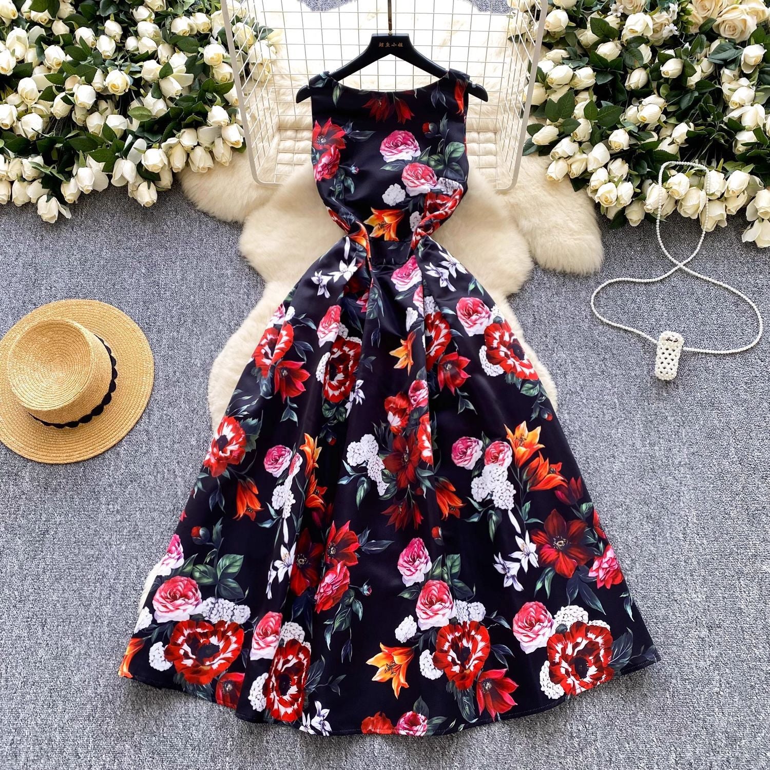 Women's Small Fashionable Retro Waist Slimming Sleeveless Fashion Printed Dress
