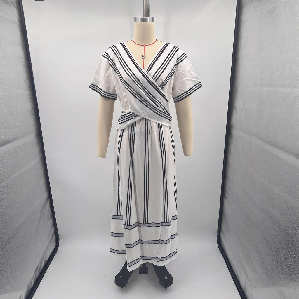 Women's Summer Holiday Short-sleeved Pleated Large Swing Clothing