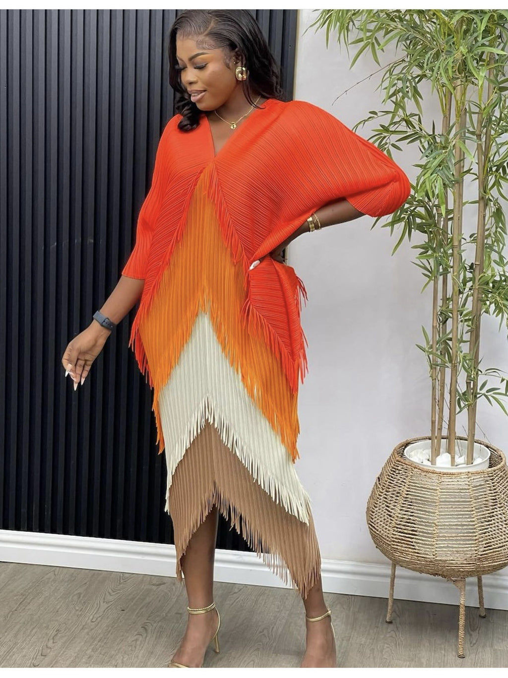 Unique Pleated Color Matching Tassel Bottoming Dress