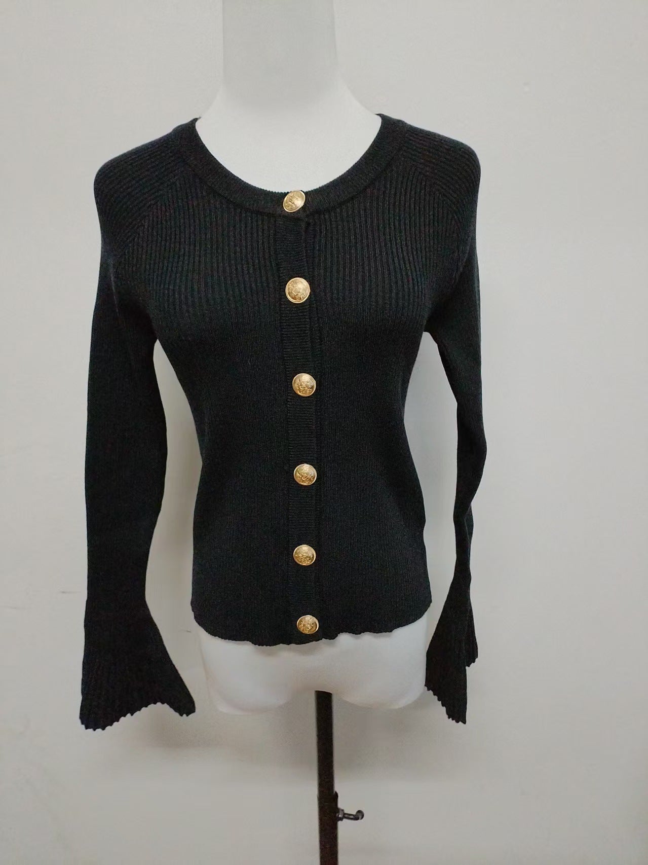 Cool Unique Glamorous Flared Sleeves Knitted Women's Sweater