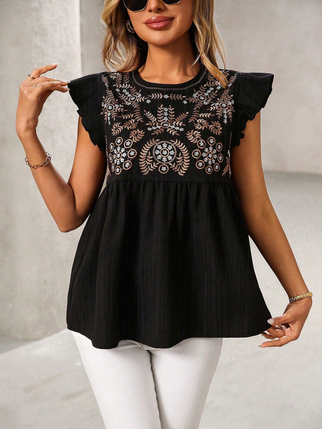 Women's National Style Embroidered Shoulder Flying Sleeves Fashion Casual Tops
