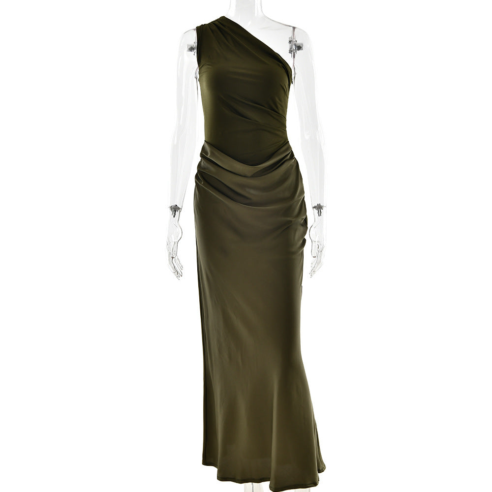 Women's Oblique Shoulder Long Sexy Sleeveless Pleated Hot Dress