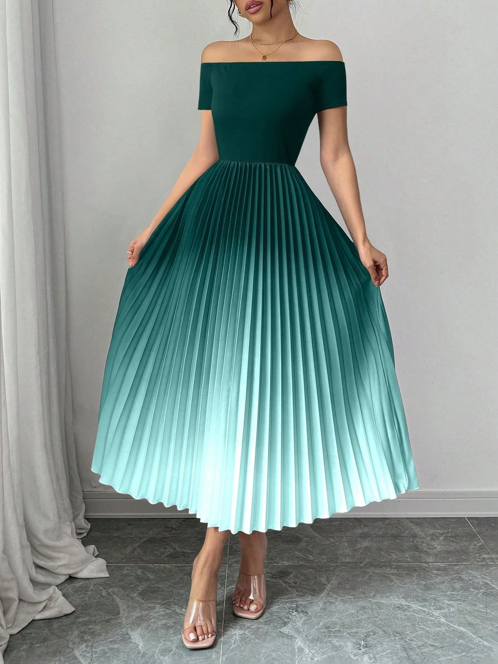 Women's Fashionable Elegant Pleated Gradient Color Slim Dress