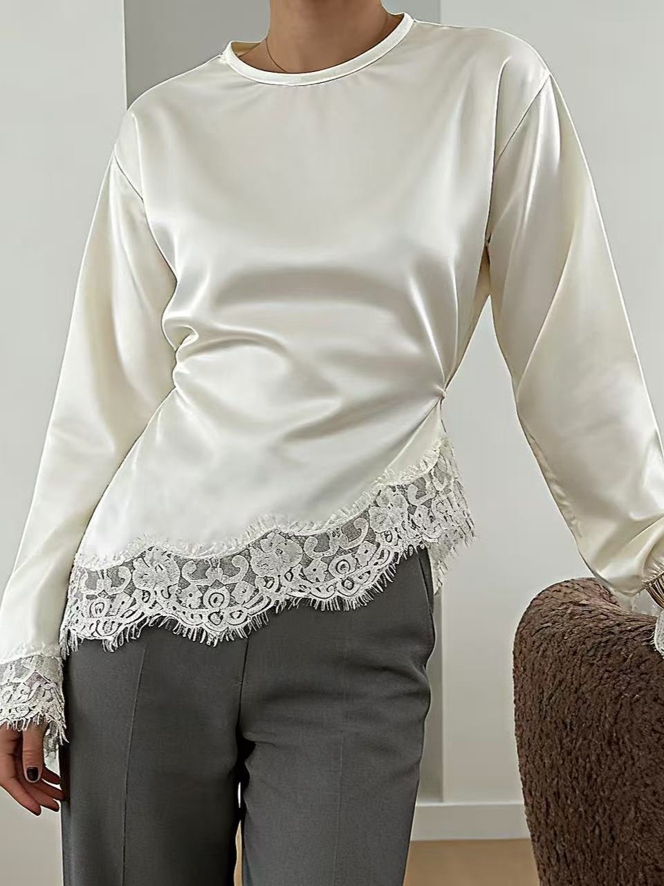 Women's Neck Solid Color Long Sleeve Irregular Hem Lace Bottoming Blouse
