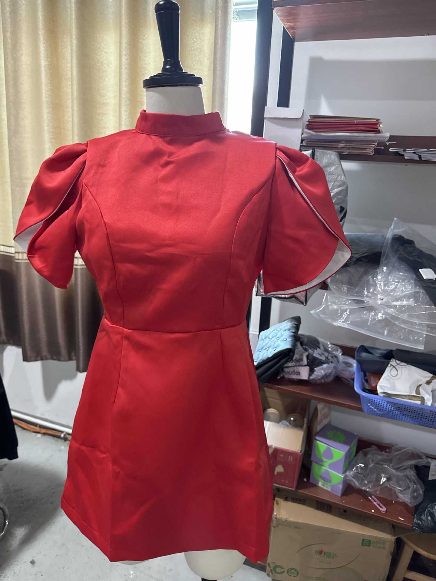 Elegant Half Turtleneck Back Hollow Bow Decorative Single Row Palace Dress