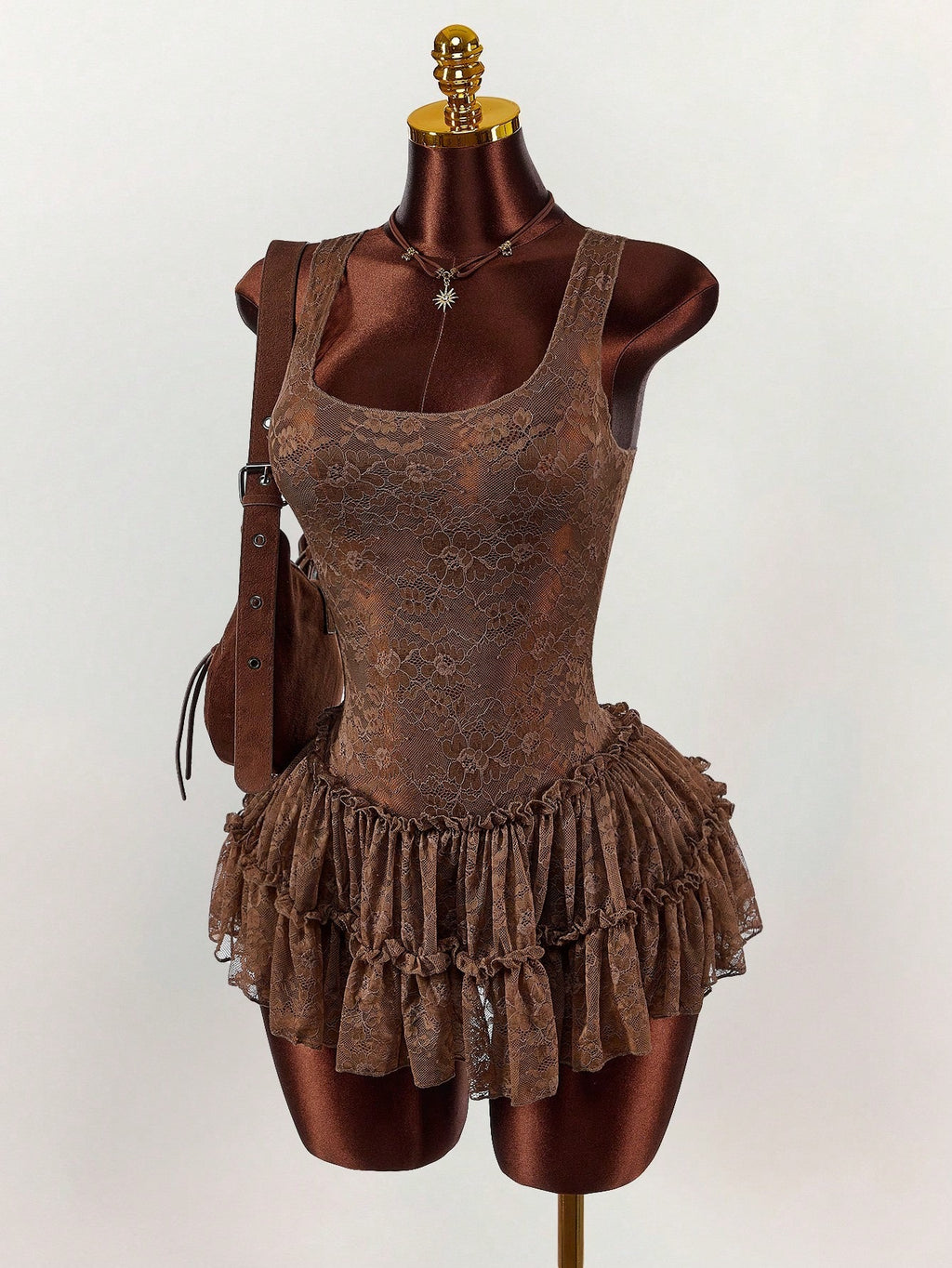 Women's Fashion Solid Color Slim Fit Aurore Lace Stitching Shorts