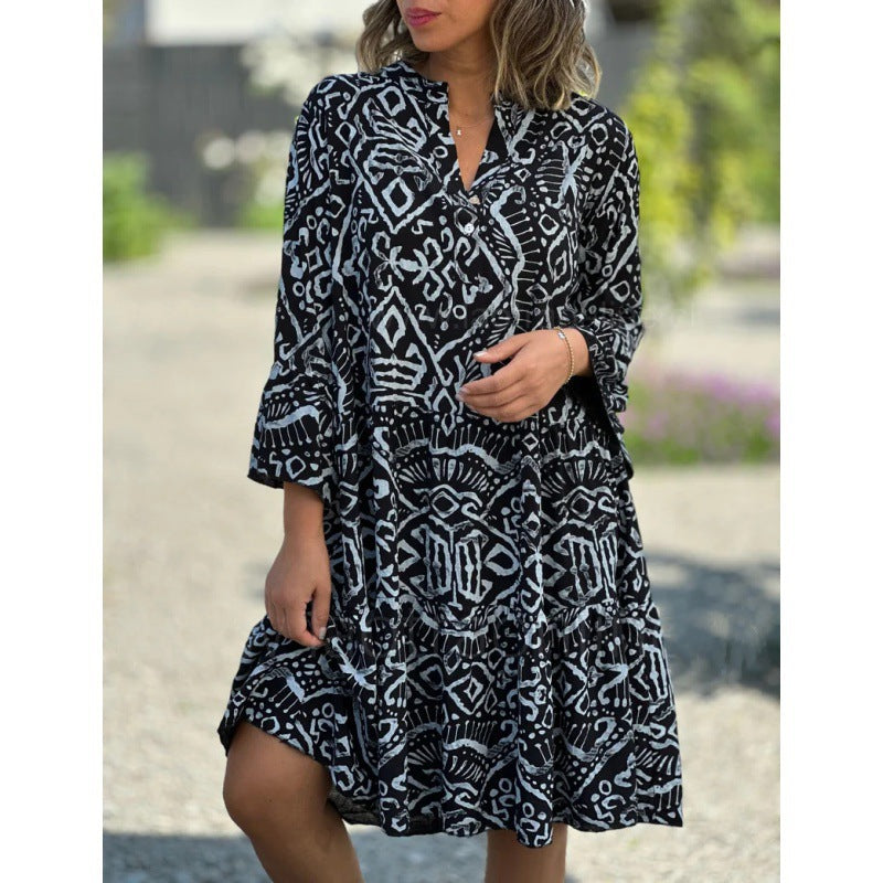 Women's Collar Bell Sleeve Cake Flowers Stitching Dress
