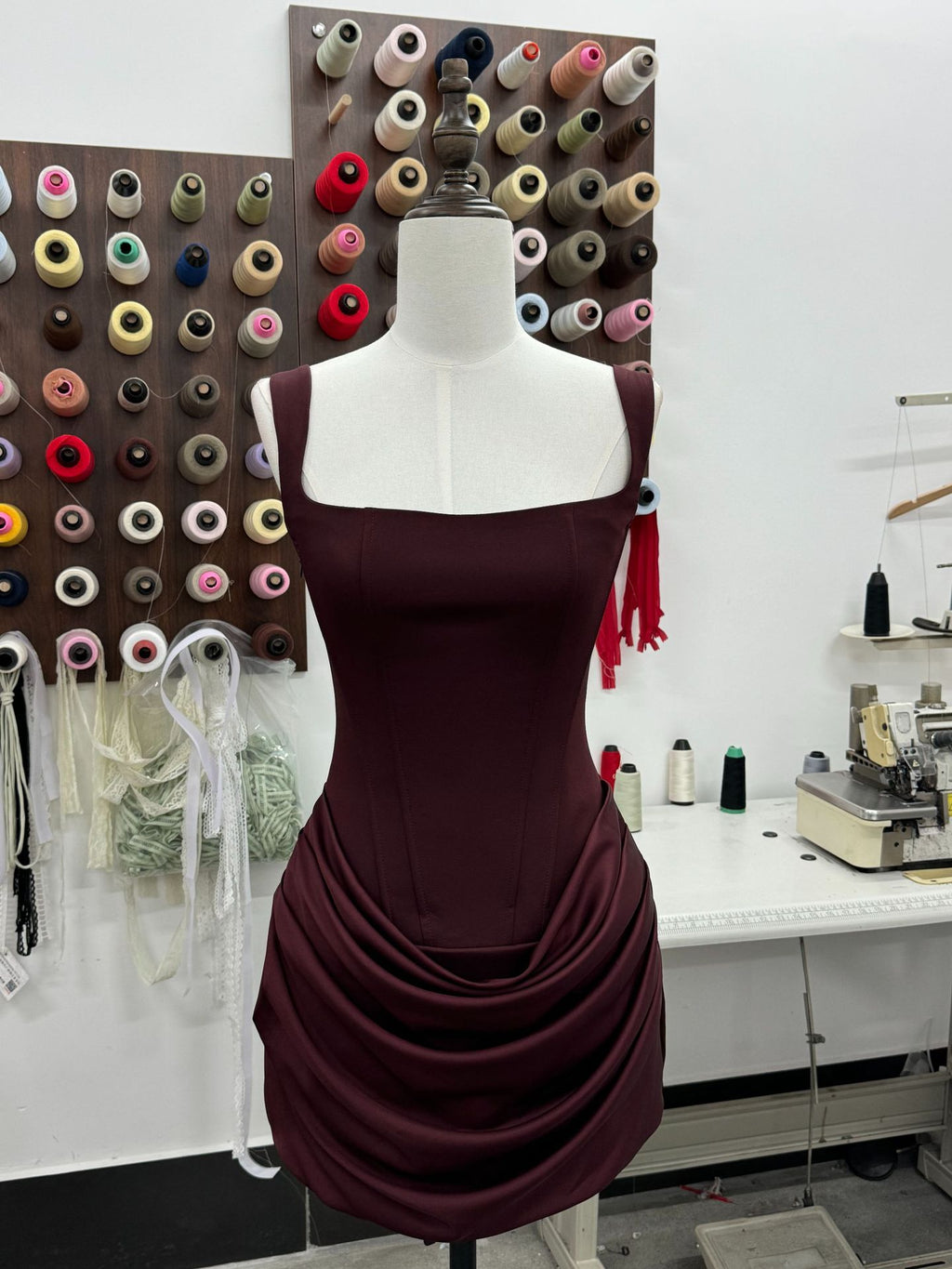 Elegant Sexy Pleated Sleeveless Hip Hot Jumpsuits