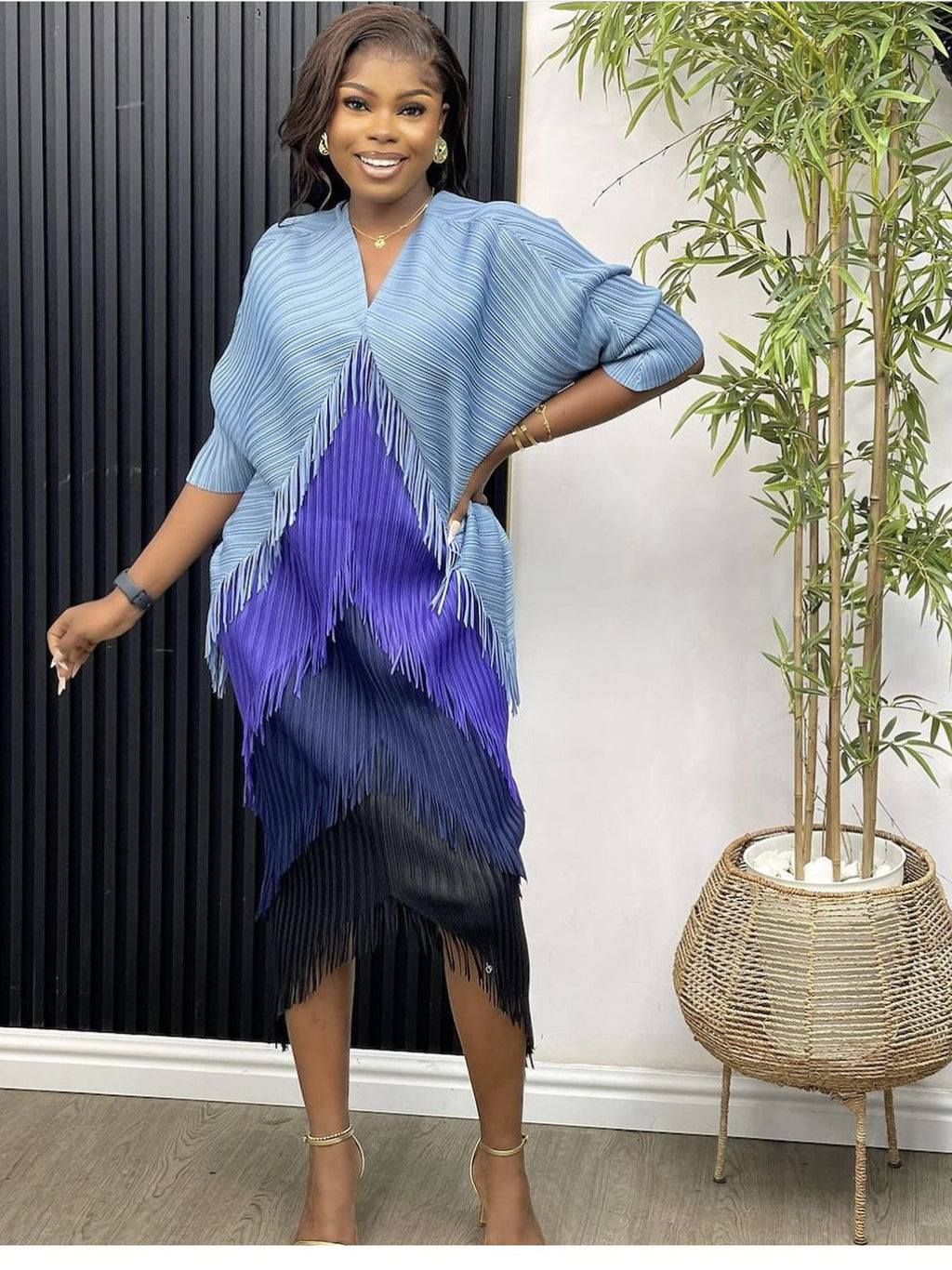 Unique Pleated Color Matching Tassel Bottoming Dress