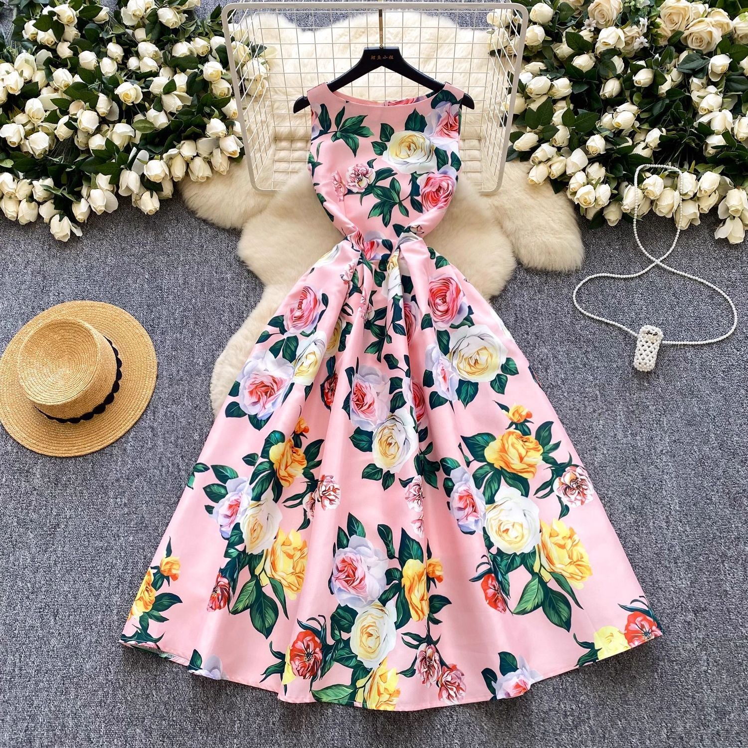 Women's Small Fashionable Retro Waist Slimming Sleeveless Fashion Printed Dress