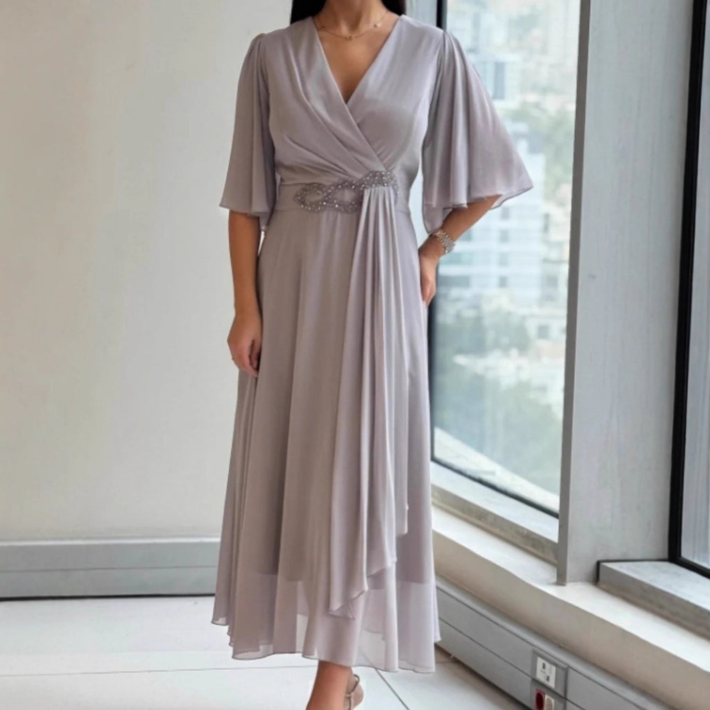 Women's Pleated Fashionable Solid Color Long Gentle Dress