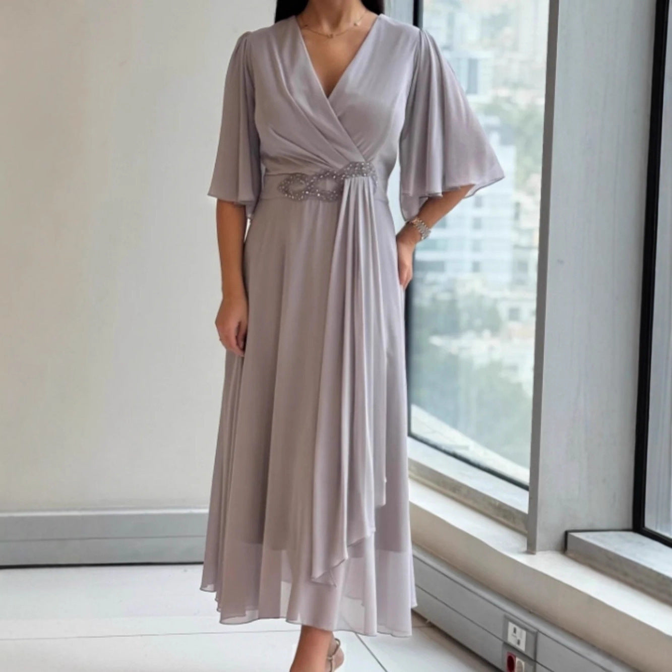 Women's Pleated Fashionable Solid Color Long Gentle Dress