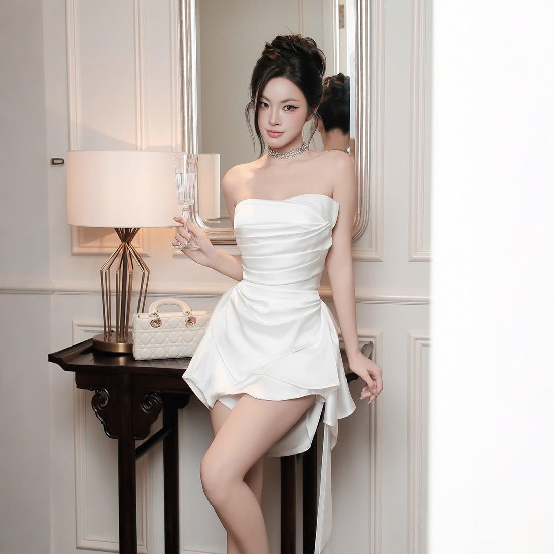 Women's Graceful Tube Backless Waist Trimming Pleated Solid Dress