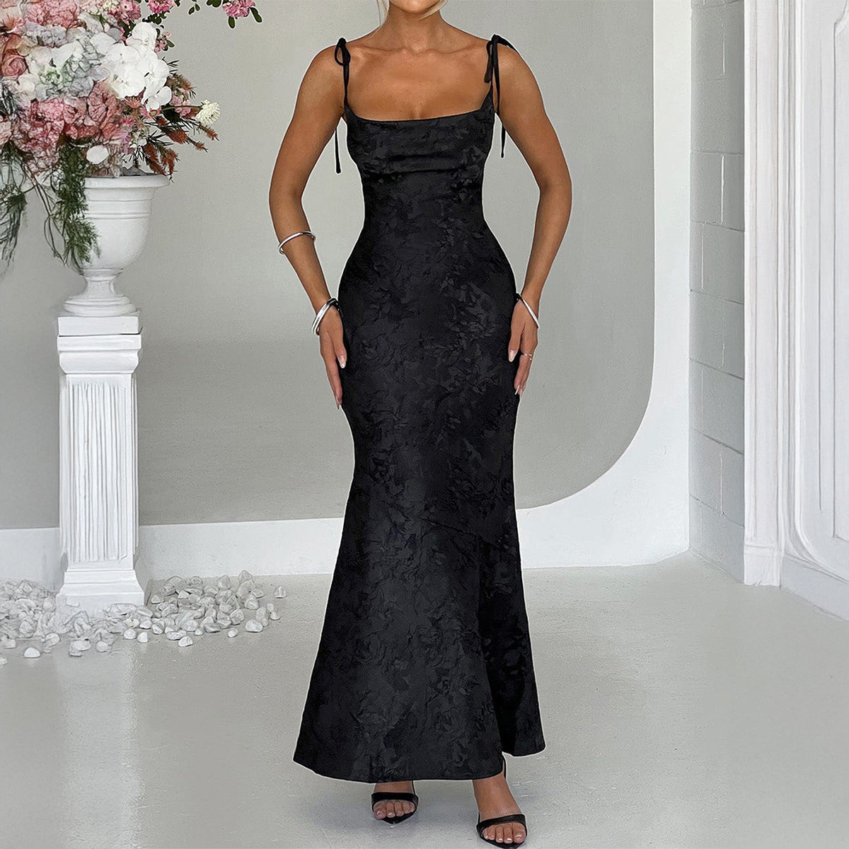 Women's Elegant Hip Spaghetti Straps Summer Dress