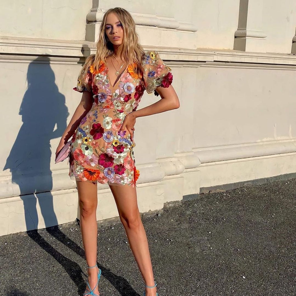 Three-dimensional Flower Sheath Lantern Sleeve Sexy Dress