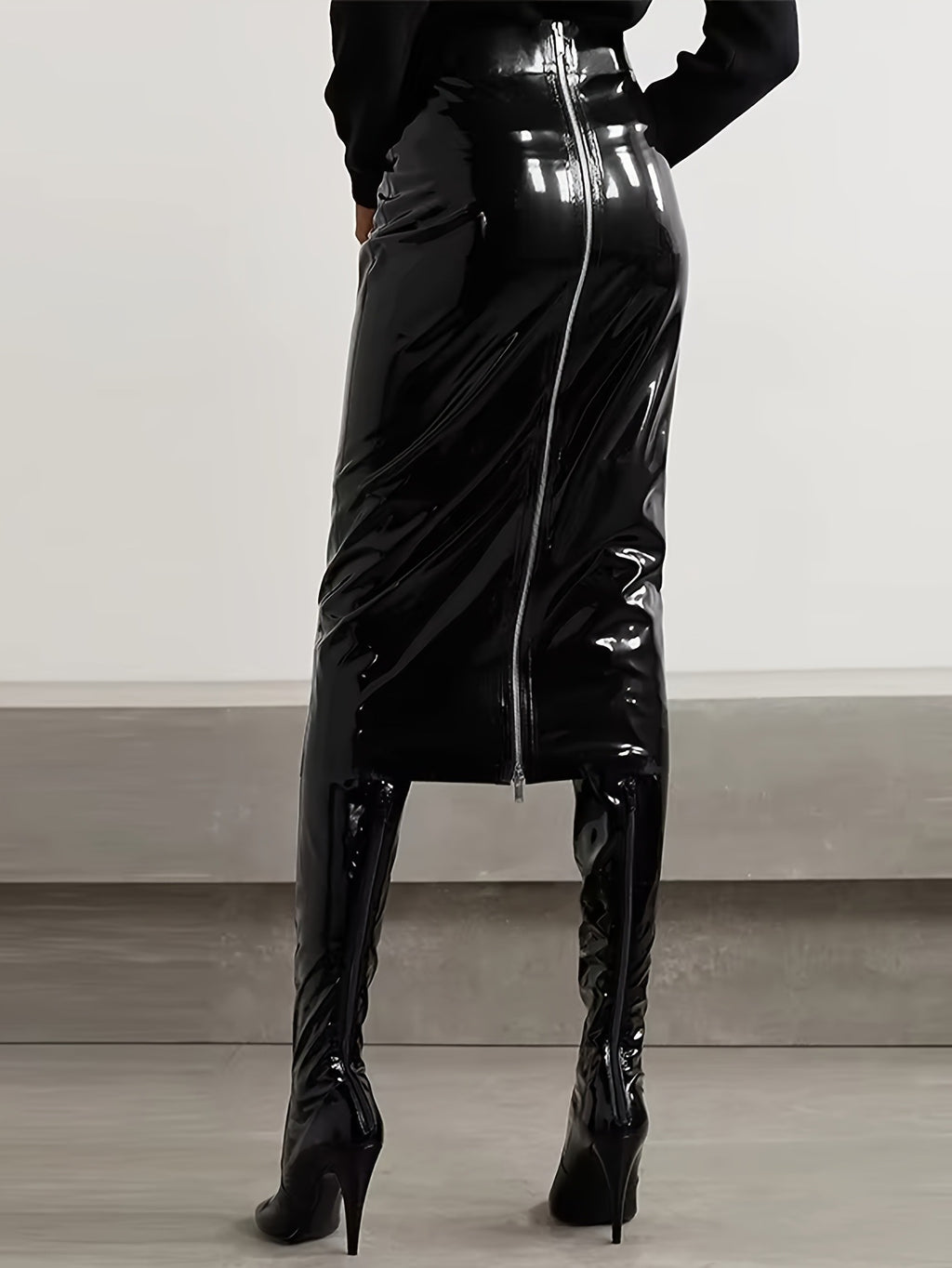 Women's Leather Mirror Long Elegant Hip Skirts
