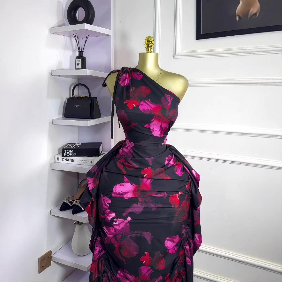 Women's Sleeveless Diagonal Collar Printed Tied Lotus Dress