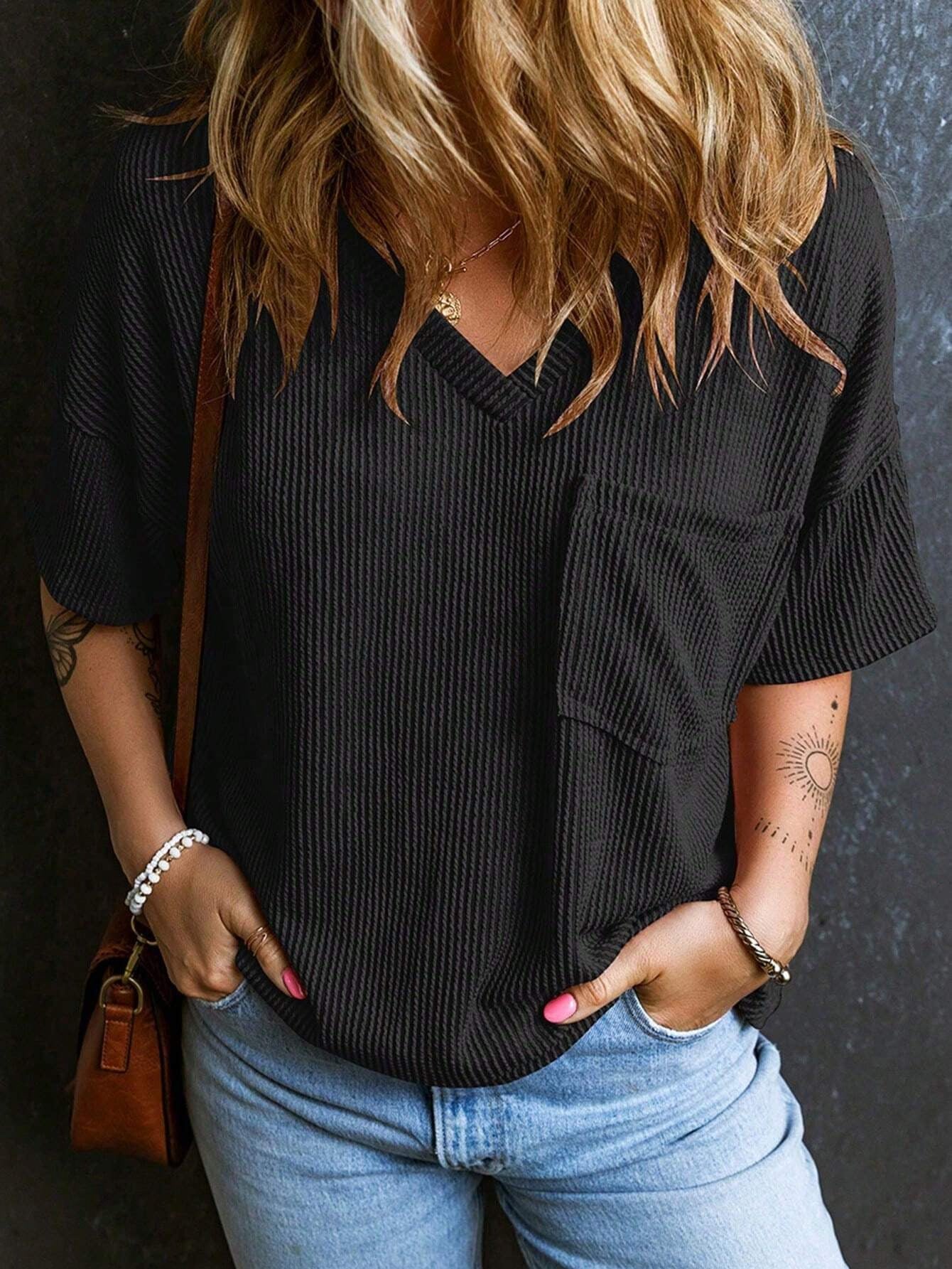Women's Fashionable Two-color Twisted Pocket Short-sleeved For Tops