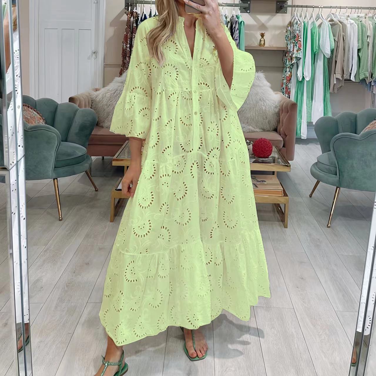 Women's French Style Bell Sleeve Lace Solid Color Sexy Long Dress