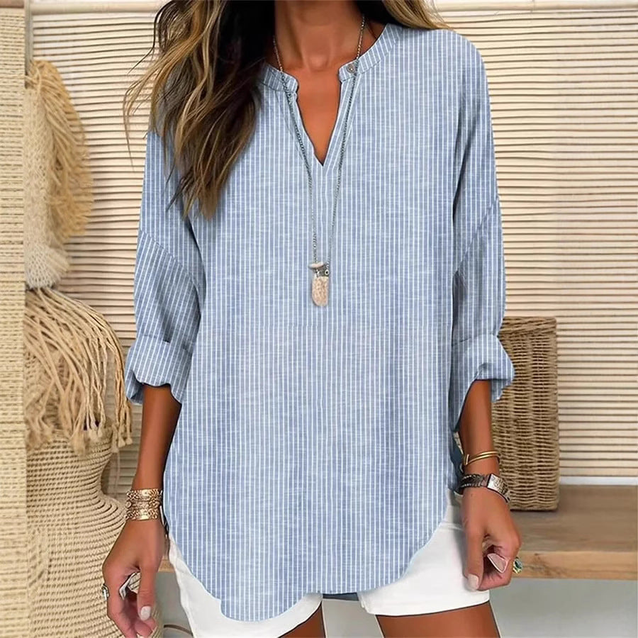 Classy Women's Small Buttons Curved Hem Women's T-shirt
