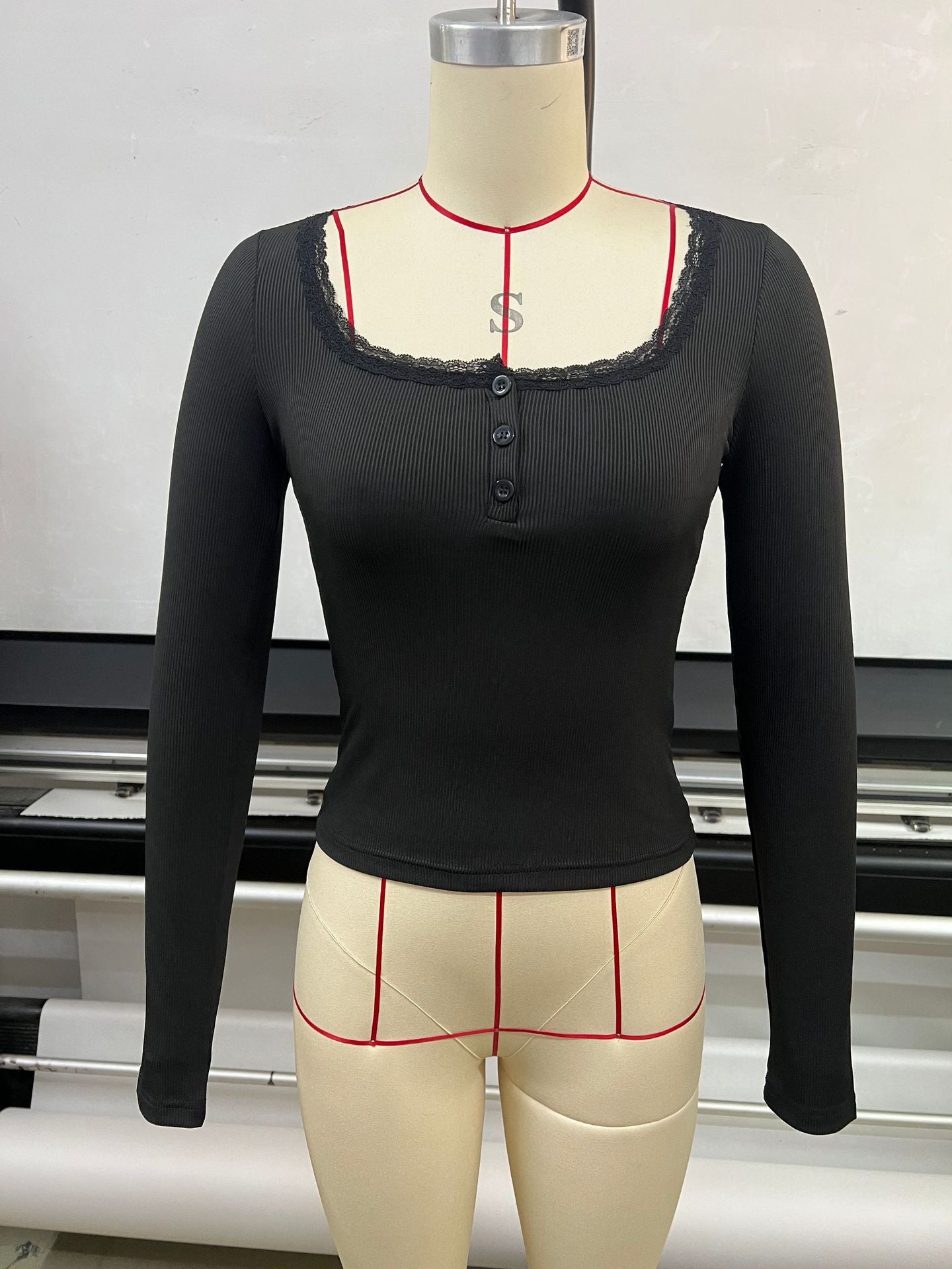Women's Lace Button Fashionable Fitted Long Sleeve Women's T-shirt
