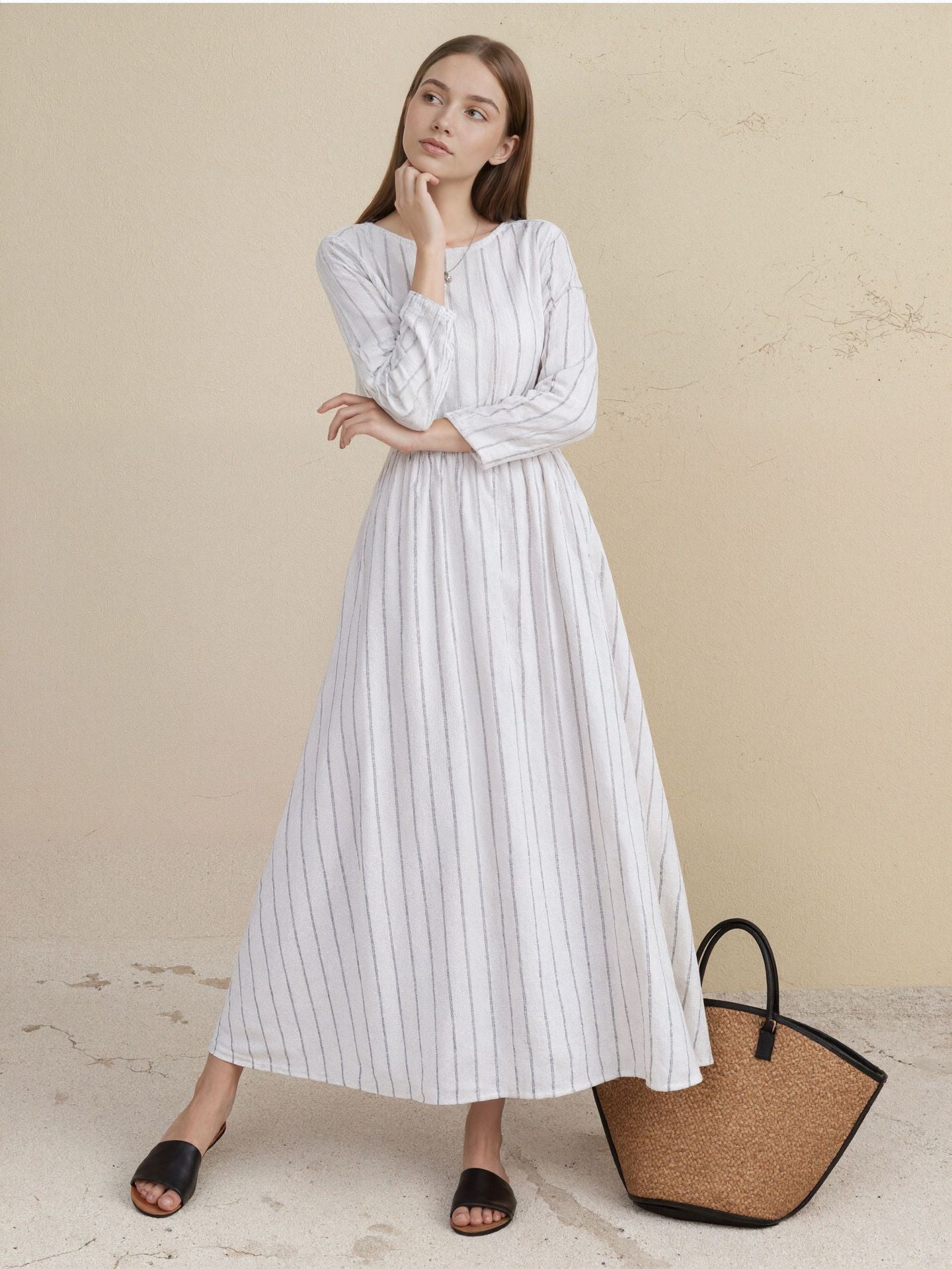 Women's Striped Crew Neck Long Sleeves Smocking Dress