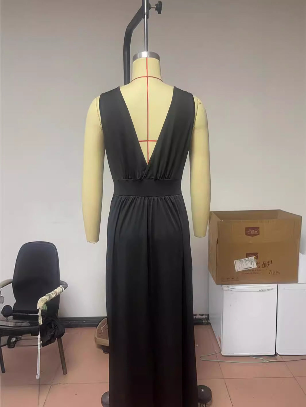 Women's Sleeveless Long With Collar Solid Color Dress