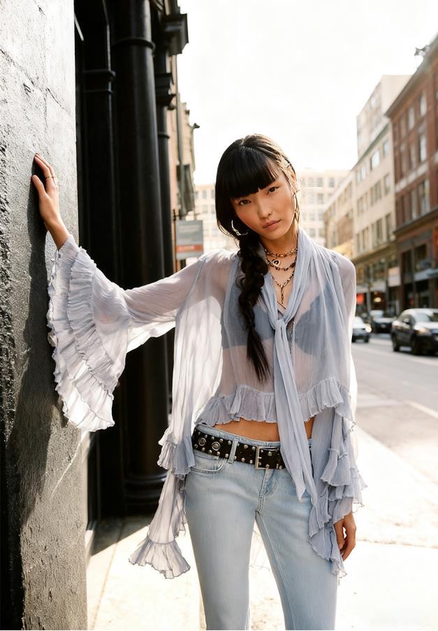 Women's Fashion Sexy Summer Bell Sleeve Design Sense French Style Blouse