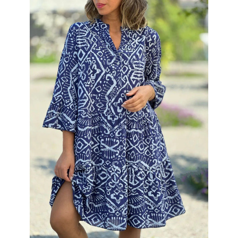 Women's Collar Bell Sleeve Cake Flowers Stitching Dress