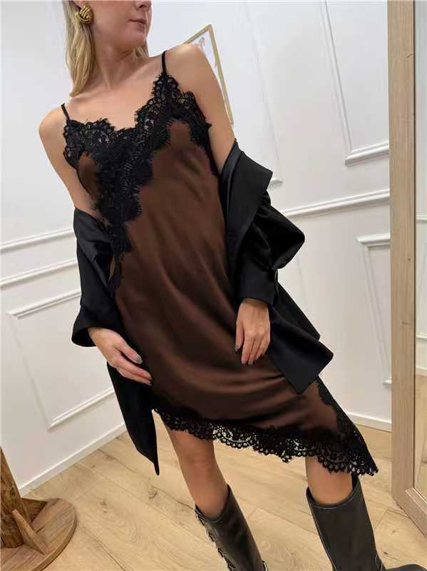Women's Autumn Sexy Mid-length Forged Surface Irregular Slit Dress