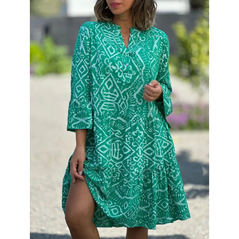 Women's Collar Bell Sleeve Cake Flowers Stitching Dress