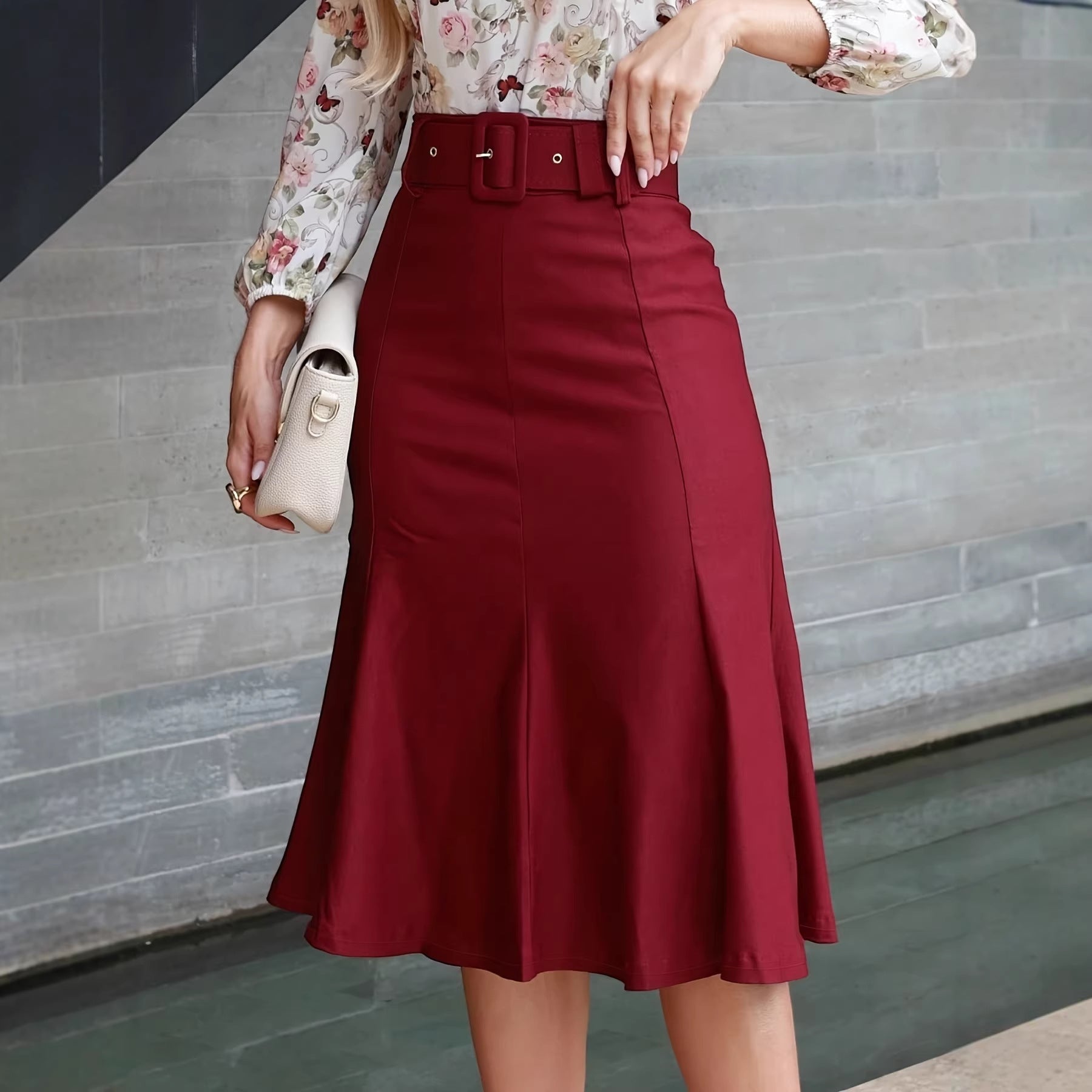 Women's Elegant Simple High Waist Fishtail Everyday Joker Solid Skirt