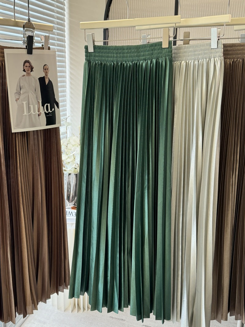 Women's Pleated Draping Effect Metallic Large Hem Skirt