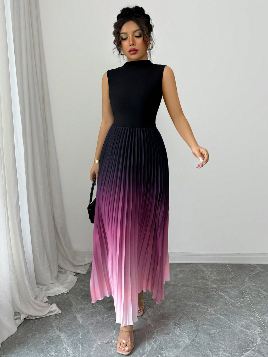 Spring Lightweight Elegant Round Neck Sleeveless Dress