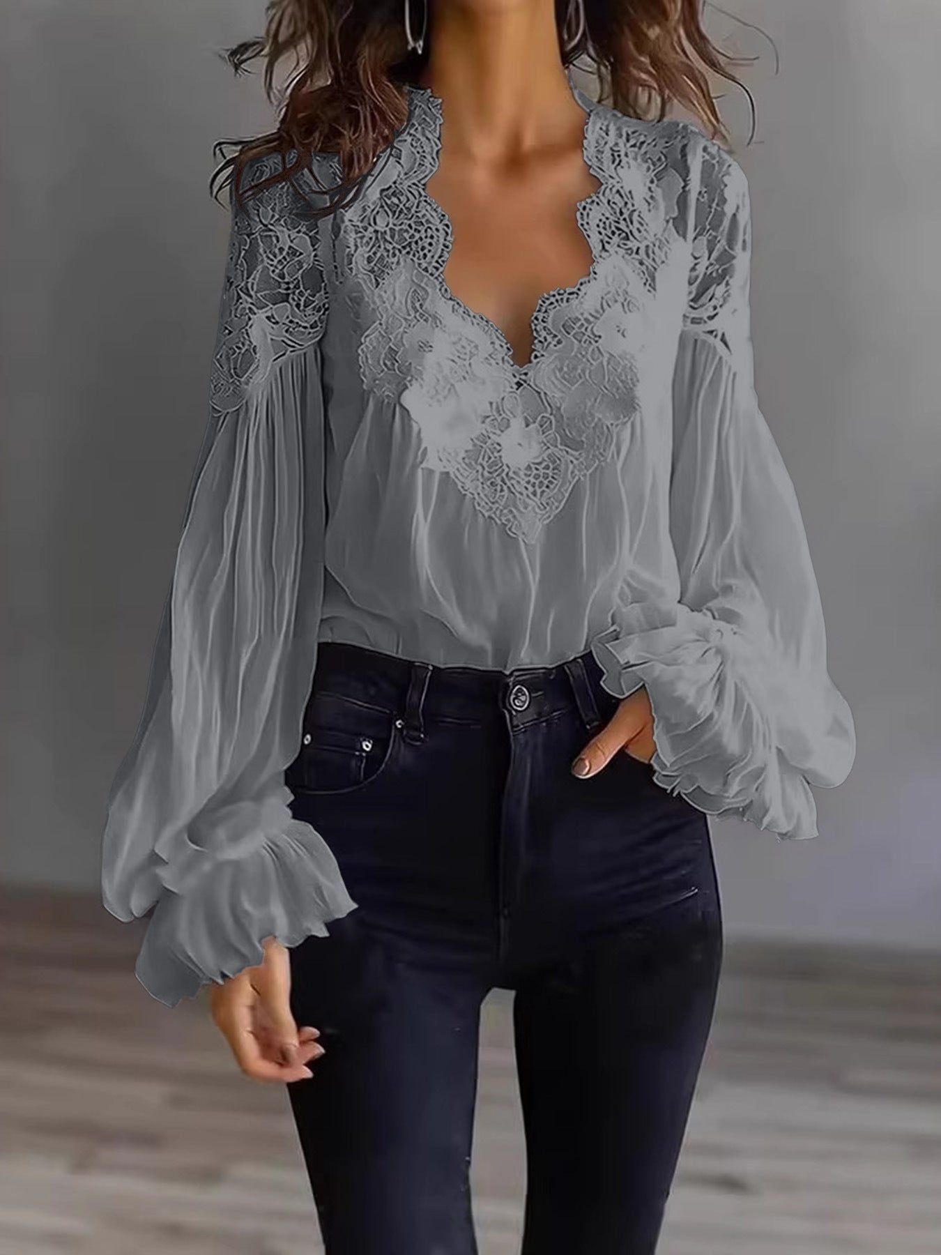Women's Lace Stitching Puff Sleeve Pleated Shirt Blouse