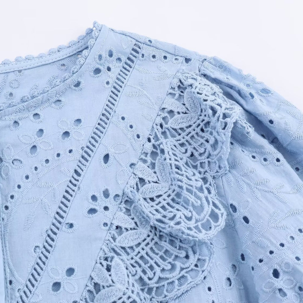 Women's Z Fashion Temperament Hollow Embroidered Shirt Blouse