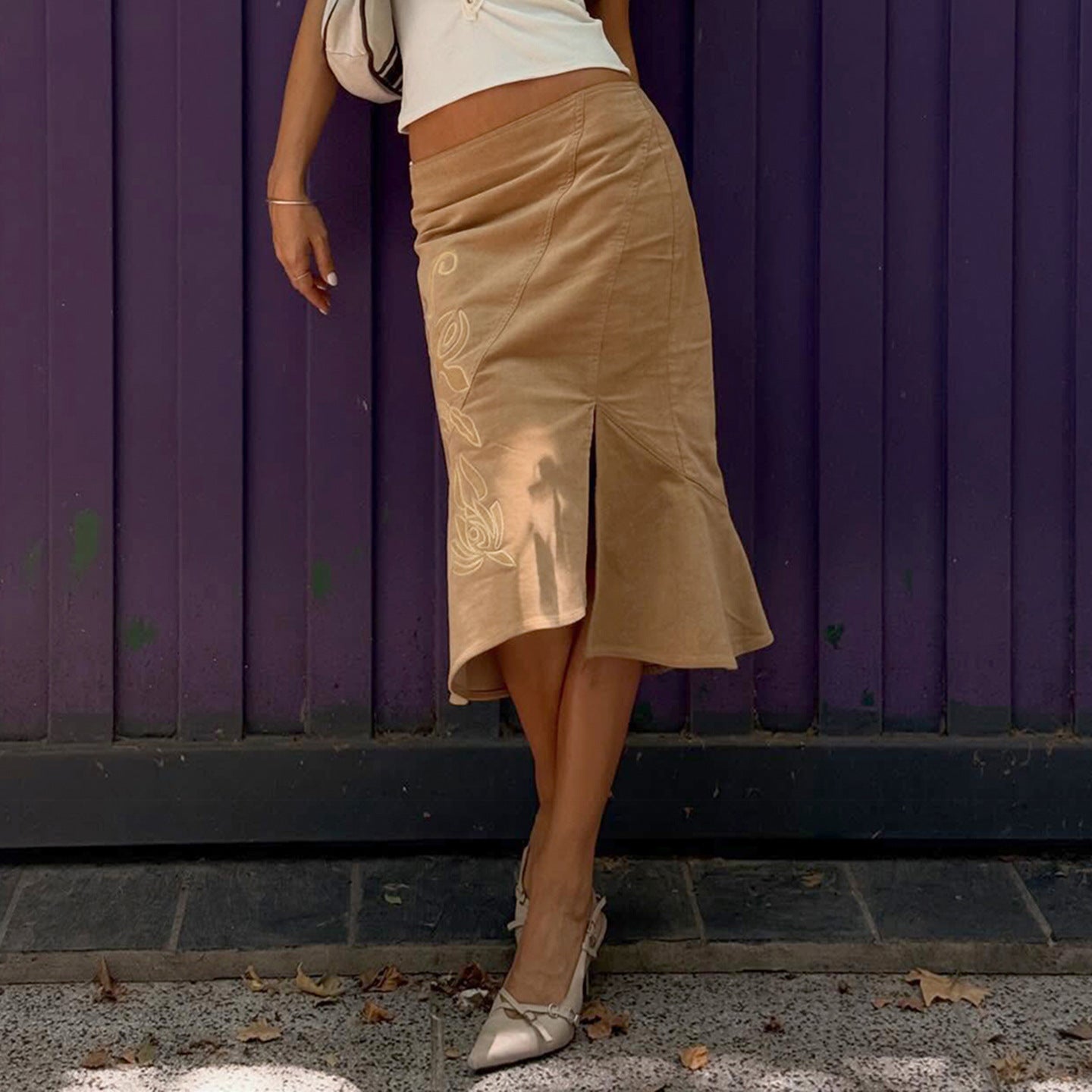 Women's Fashionable Retro Embroidered Elegant Straight Slim Slimming Solid Color Fishtail Skirt