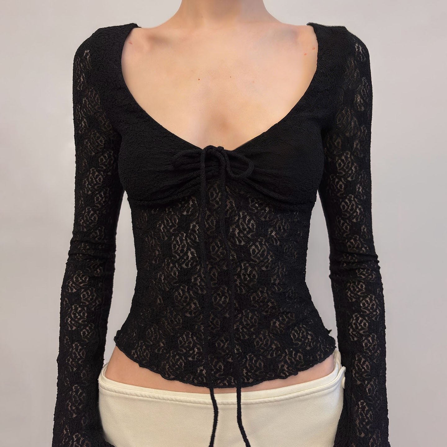 Women's Style Gentle Lace Patchwork Long Sleeve Slim Fit Show Thin Tops