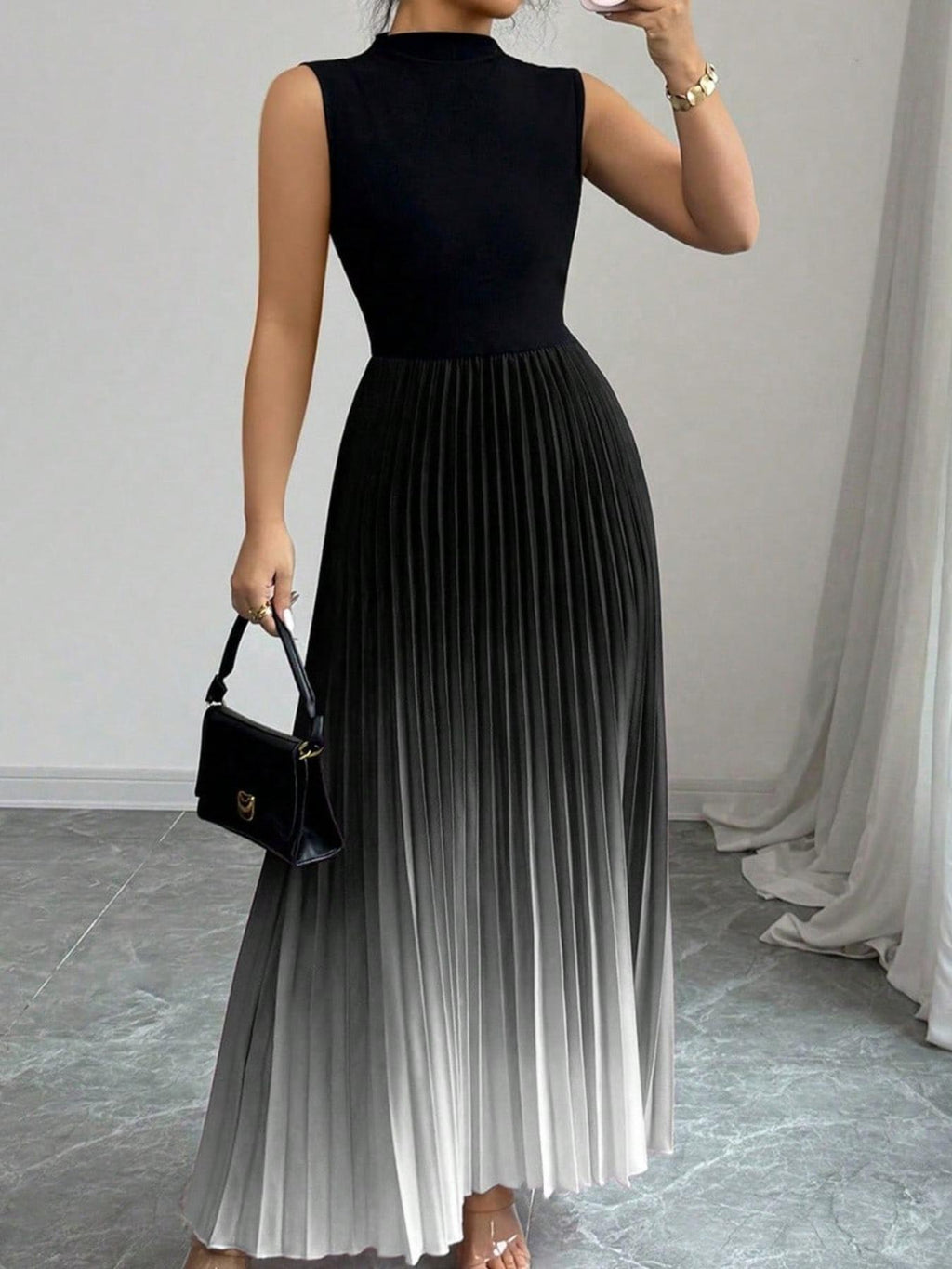 Spring Lightweight Elegant Round Neck Sleeveless Dress