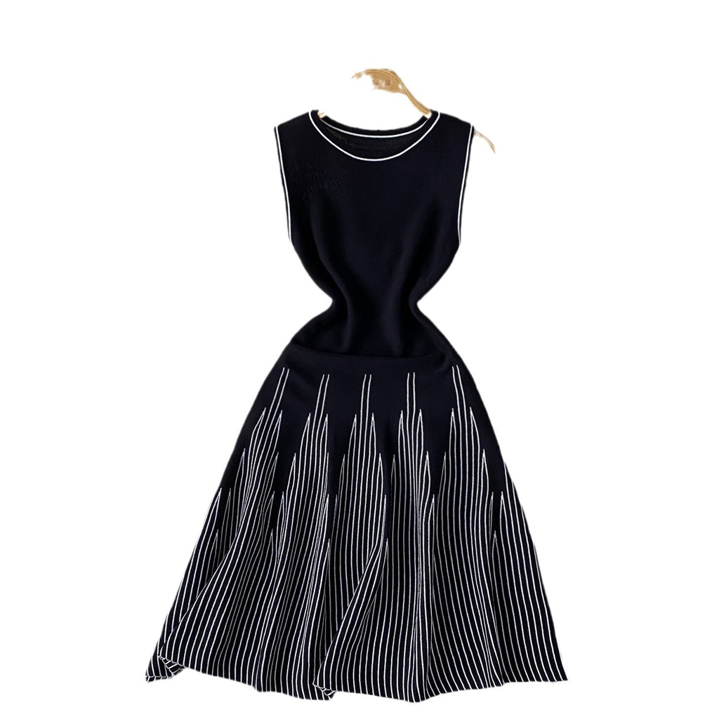 Women's Round Neck Striped Knitted For Summer Tight Waist Design Sense Dress
