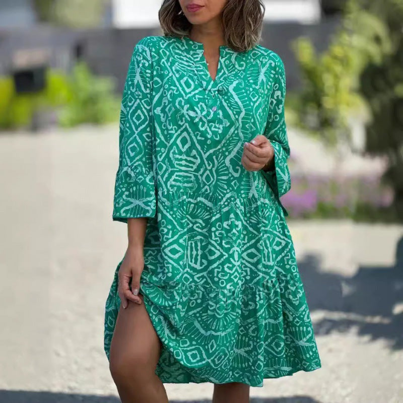 Women's Collar Bell Sleeve Cake Flowers Stitching Dress