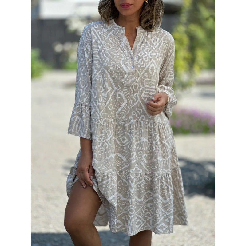 Women's Collar Bell Sleeve Cake Flowers Stitching Dress