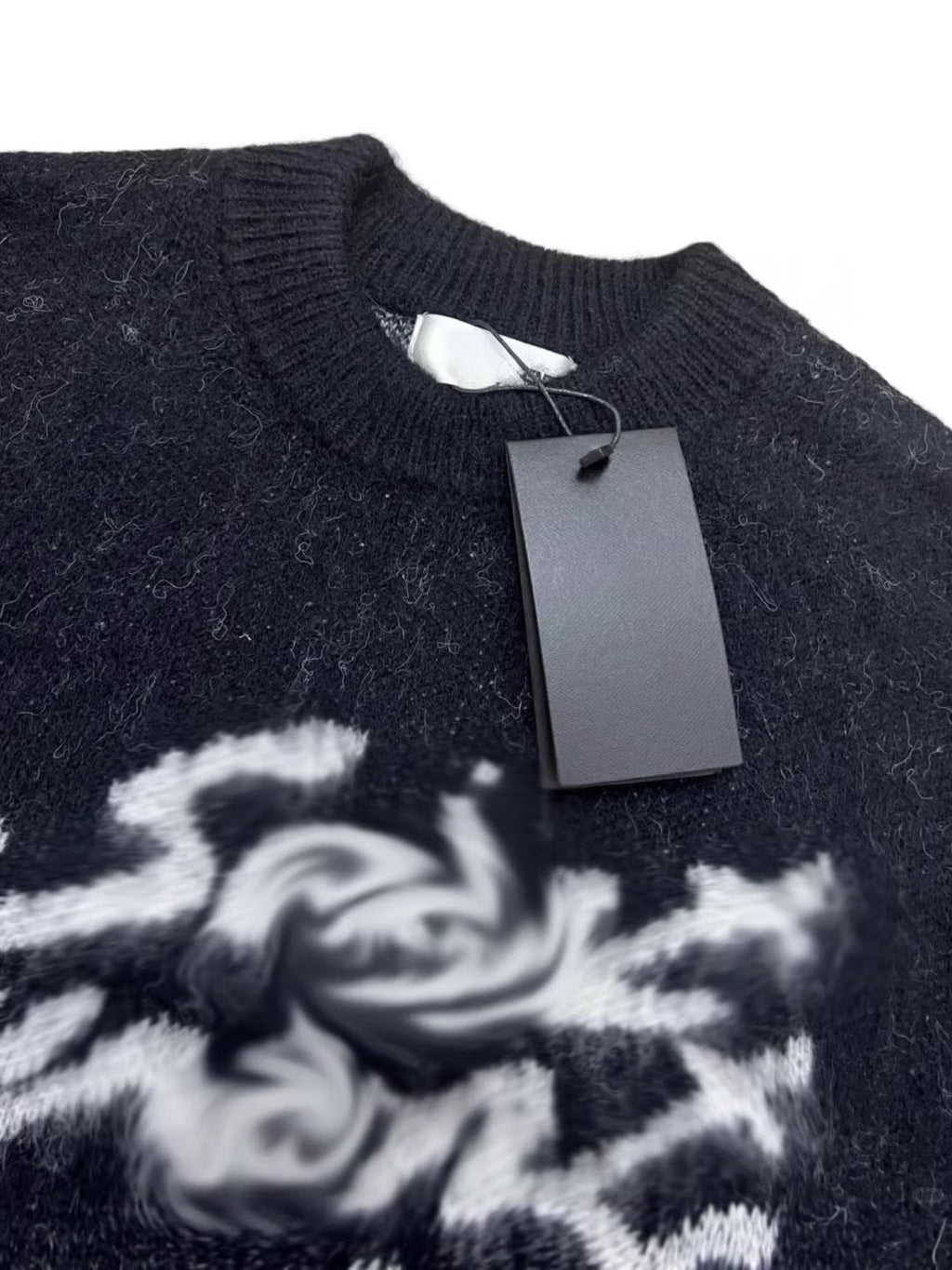 Women's & Men's Round Neck Soft Material Correct Version Women's Sweater